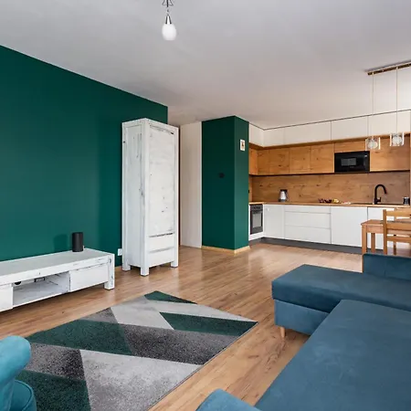 Gdynia Hidden Gem Apartment By Bookinghost