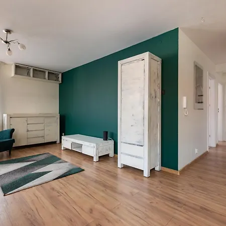 Gdynia Hidden Gem Apartment By Bookinghost
